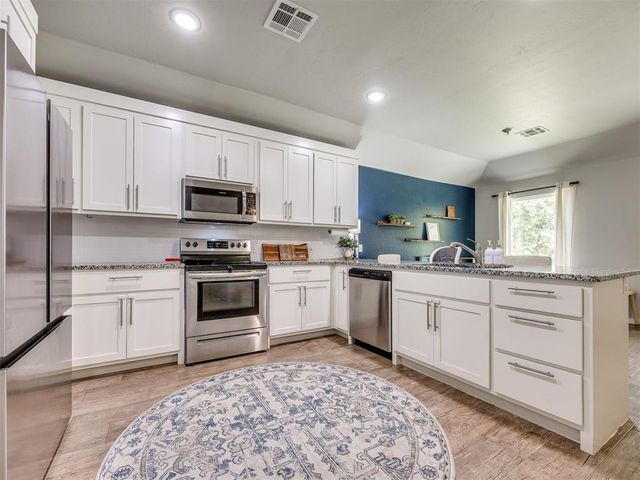 9542 Pastoral Drive, Guthrie, OK 73044