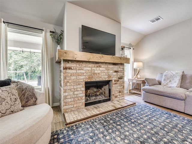 9542 Pastoral Drive, Guthrie, OK 73044