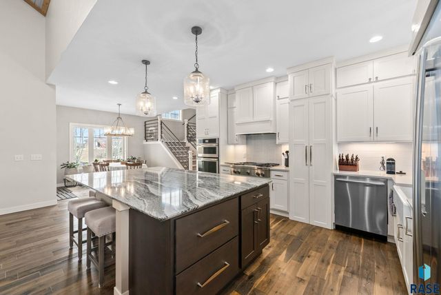 2905 W 77th St Street, Sioux Falls, SD 57108