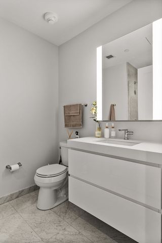 135 Seaport Blvd 1708, Boston, MA 02210