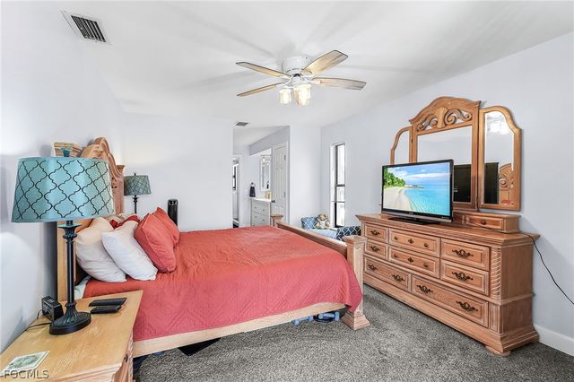 3935 Country Club BLVD 17, Cape Coral, FL 33904