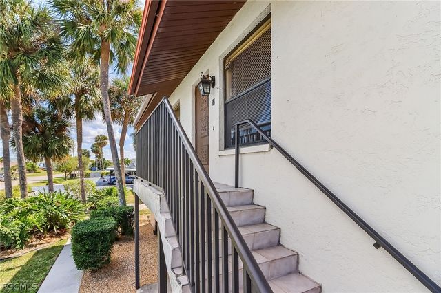 3935 Country Club BLVD 17, Cape Coral, FL 33904