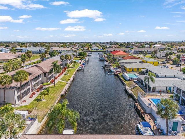 3935 Country Club BLVD 17, Cape Coral, FL 33904