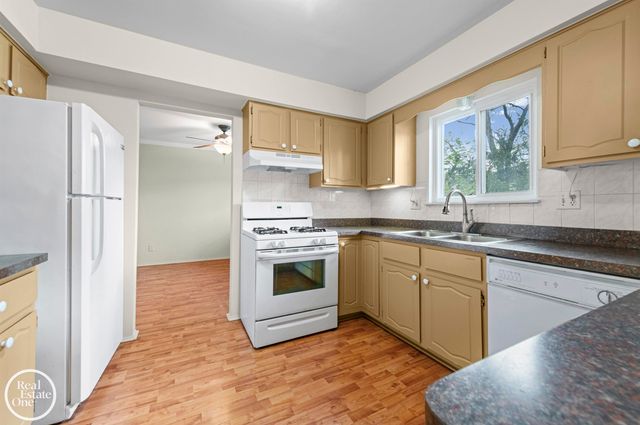 20004 Parkside Street, St Clair Shores, MI 48080