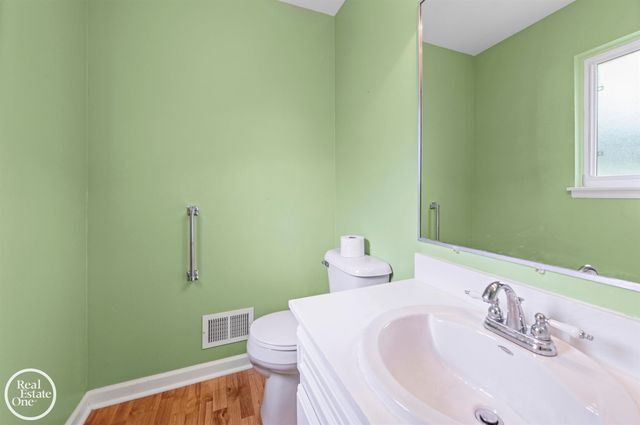 20004 Parkside Street, St Clair Shores, MI 48080