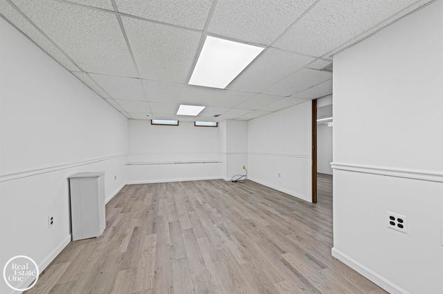20004 Parkside Street, St Clair Shores, MI 48080