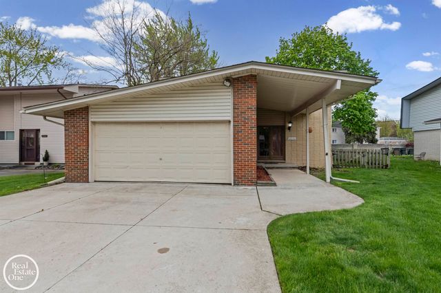 20004 Parkside Street, St Clair Shores, MI 48080