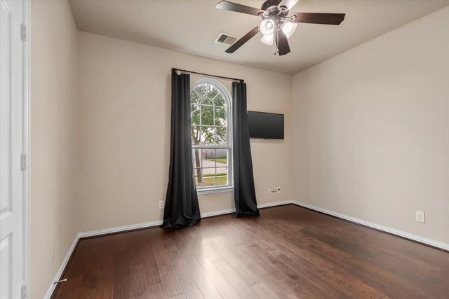 31926 Mckinley Run Drive, Hockley, TX 77447