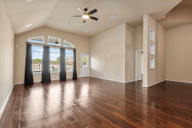 31926 Mckinley Run Drive, Hockley, TX 77447