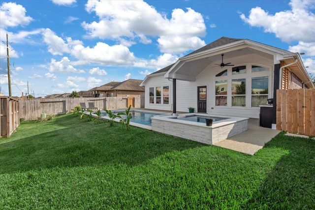 31926 Mckinley Run Drive, Hockley, TX 77447