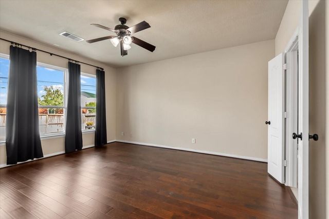 31926 Mckinley Run Drive, Hockley, TX 77447