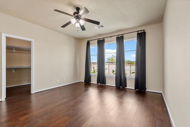 31926 Mckinley Run Drive, Hockley, TX 77447