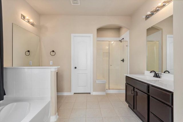 31926 Mckinley Run Drive, Hockley, TX 77447