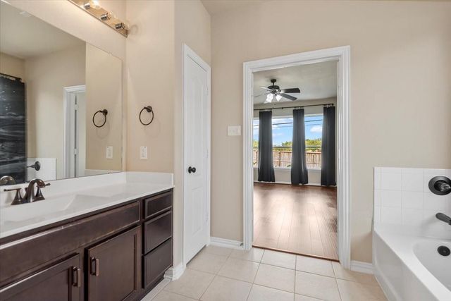 31926 Mckinley Run Drive, Hockley, TX 77447