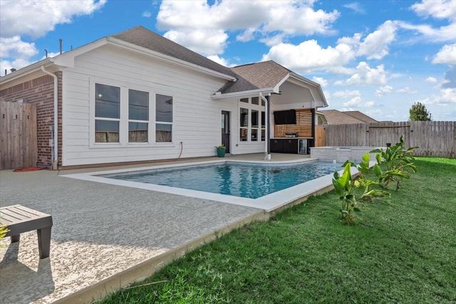 31926 Mckinley Run Drive, Hockley, TX 77447