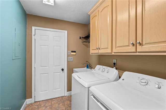 9145 Bringle Ferry Road, Salisbury, NC 28146