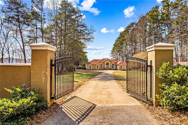 9145 Bringle Ferry Road, Salisbury, NC 28146