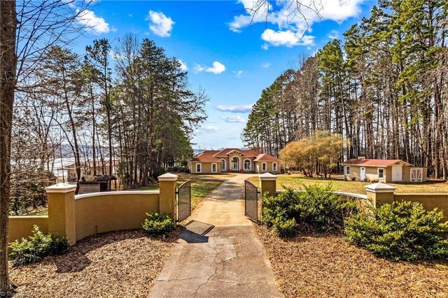 9145 Bringle Ferry Road, Salisbury, NC 28146