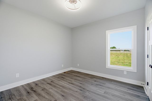 719 Mount Vernon Rd, Bethpage, TN 37022