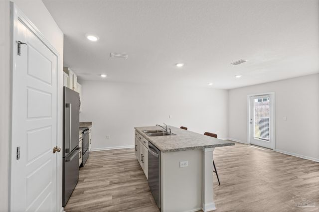 7733 Alydar Loop, Pensacola, FL 32526