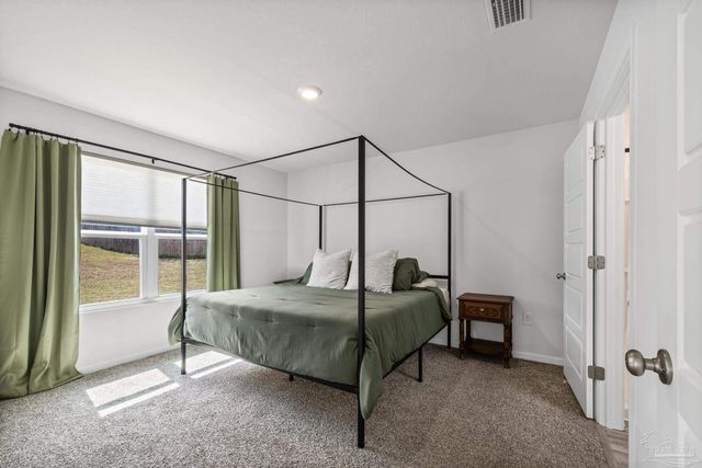 7733 Alydar Loop, Pensacola, FL 32526