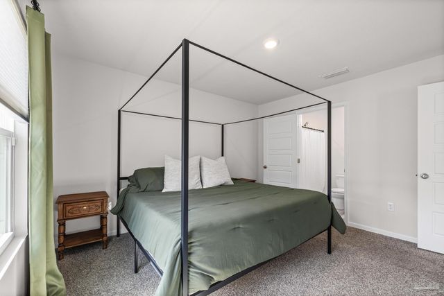 7733 Alydar Loop, Pensacola, FL 32526