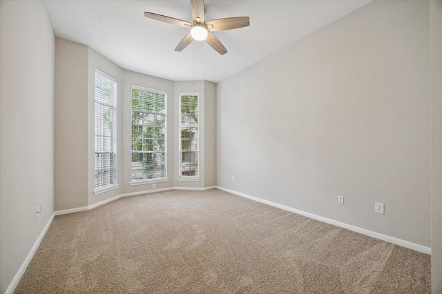 5353 Memorial Drive 3049, Houston, TX 77007