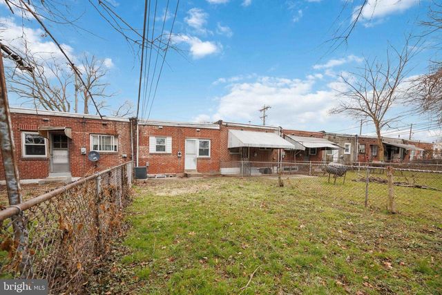 2222 S 56TH ST, Philadelphia, PA 19143