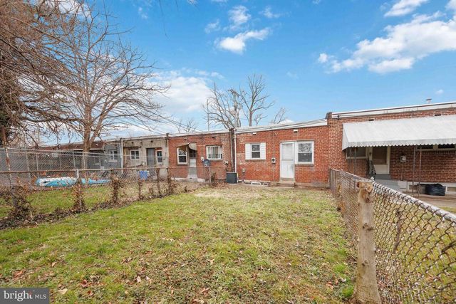 2222 S 56TH ST, Philadelphia, PA 19143