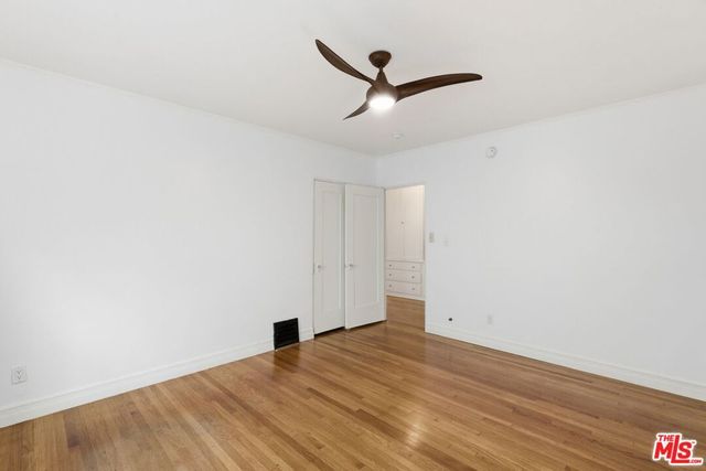 1307 S Longwood Avenue, Los Angeles, CA 90019