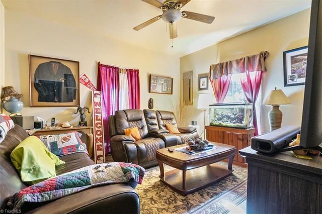 5603 Little Beane Store Road, Seagrove, NC 27341