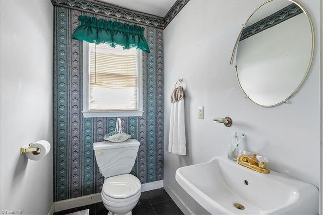 5603 Little Beane Store Road, Seagrove, NC 27341