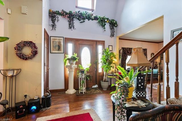 5603 Little Beane Store Road, Seagrove, NC 27341