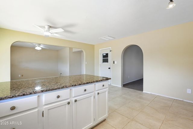 953 E HACKAMORE Street, Mesa, AZ 85203