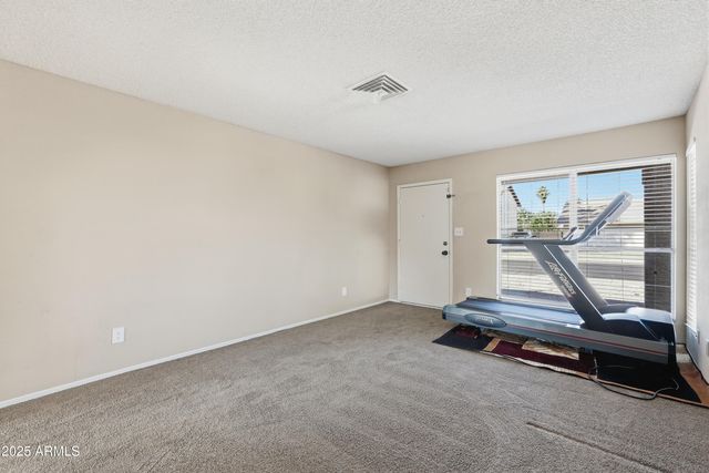 953 E HACKAMORE Street, Mesa, AZ 85203