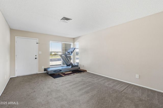 953 E HACKAMORE Street, Mesa, AZ 85203