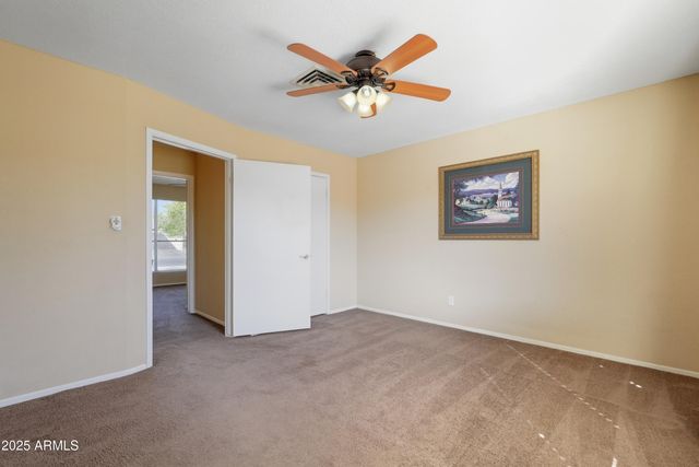 953 E HACKAMORE Street, Mesa, AZ 85203