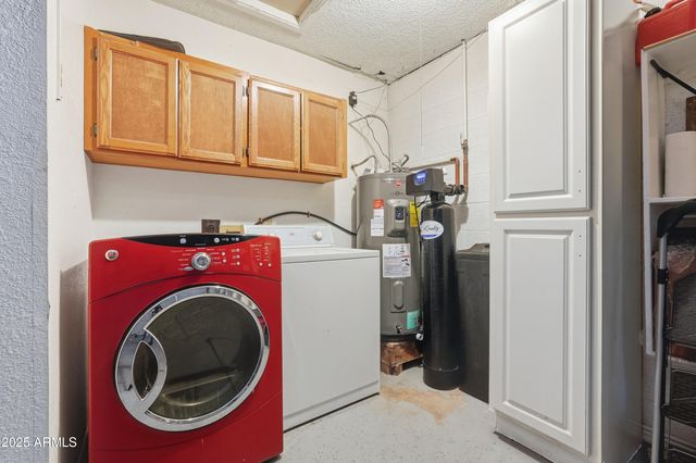 953 E HACKAMORE Street, Mesa, AZ 85203