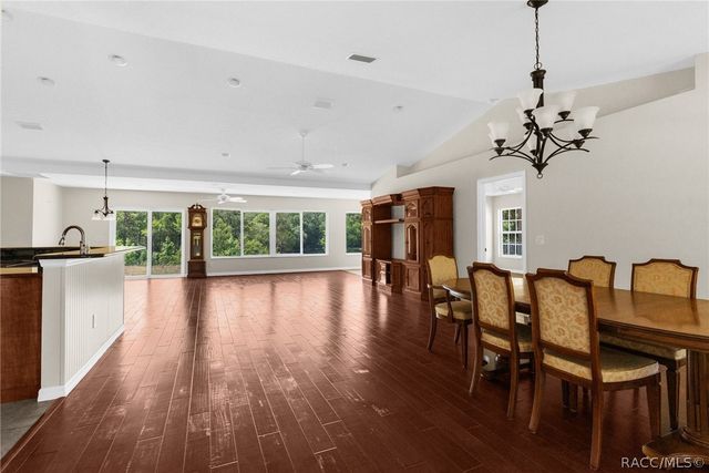 9986 E New Hope Court, Floral City, FL 34436