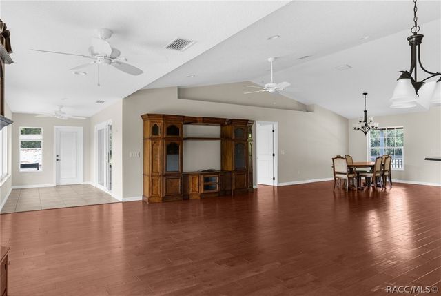 9986 E New Hope Court, Floral City, FL 34436