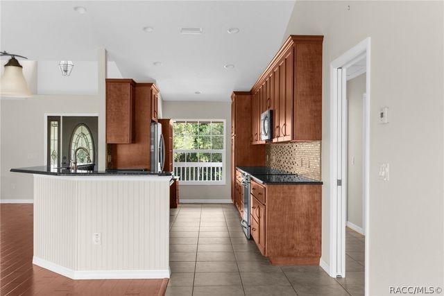 9986 E New Hope Court, Floral City, FL 34436