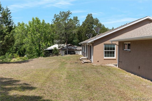 9986 E New Hope Court, Floral City, FL 34436