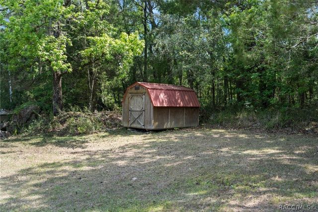 9986 E New Hope Court, Floral City, FL 34436