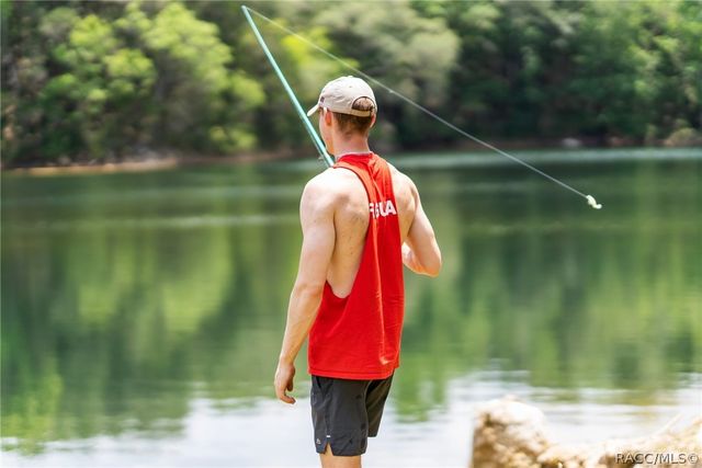 9986 E New Hope Court, Floral City, FL 34436