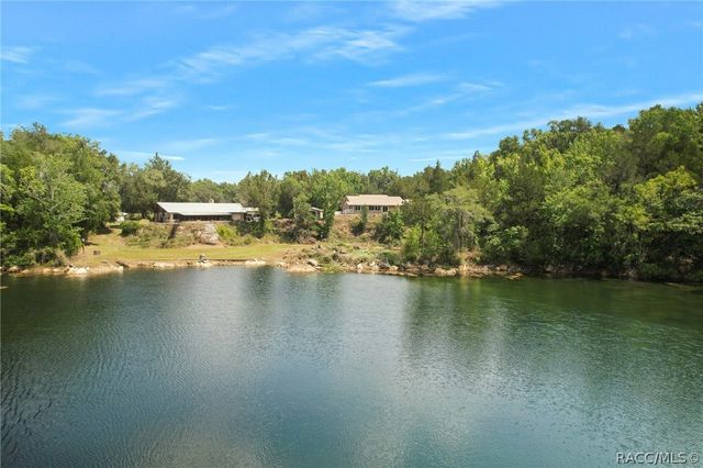 9986 E New Hope Court, Floral City, FL 34436