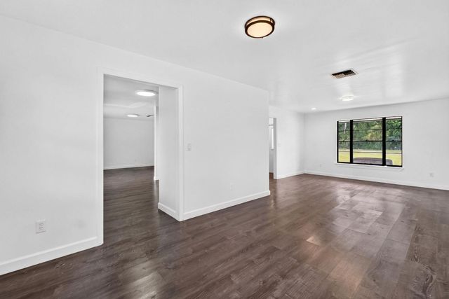 5989 COCONUT Boulevard, The Acreage, FL 33411