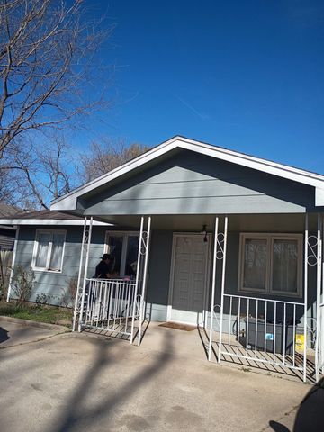 3234 N Fairview Ave, Wichita, KS 67204