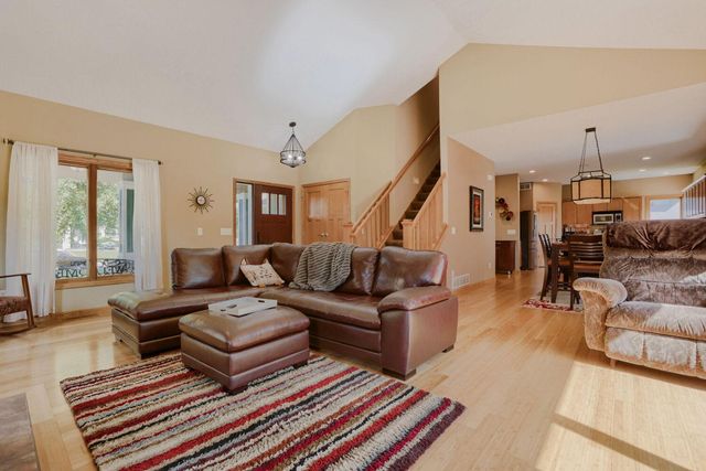 15591 Yakima Street NW, Anoka, MN 55303