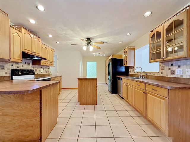 12912 STARLING DRIVE, Odessa, FL 33556