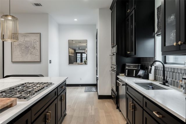 906 Knox Street, Houston, TX 77007